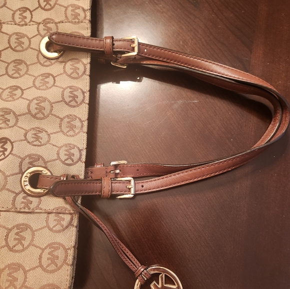 Michael Kors Purse - Picture 3 of 5